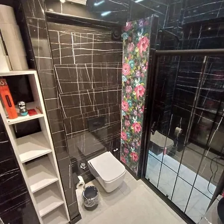 Apartment Very Luxry_3 Bath_3 Bathroom_garden Ankara